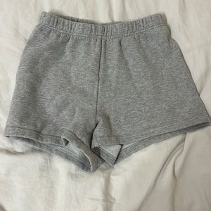 Aritzia tna shorts